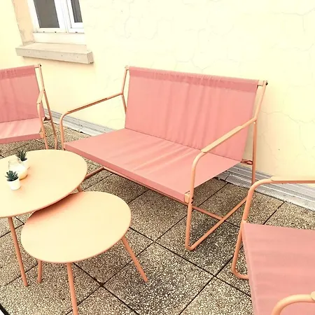 Le Nid De Laon -reims- 2 Pers, Parking Et Balcon