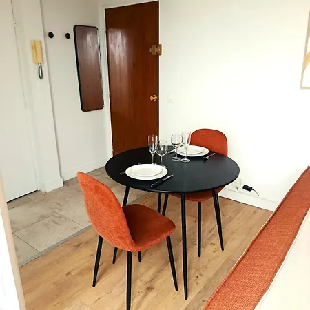 Διαμέρισμα Le Nid De Laon -reims- 2 Pers, Parking Et Balcon *