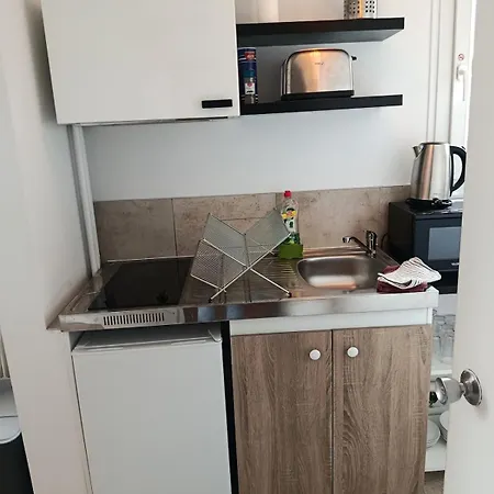 Le Nid De Laon -reims- 2 Pers, Parking Et Balcon * Ρενς