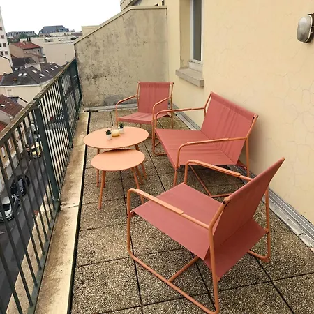 Le Nid De Laon -reims- 2 Pers, Parking Et Balcon Διαμέρισμα